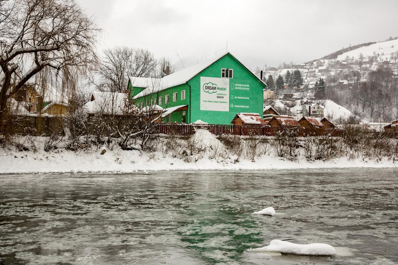 Dream Hostel Carpathians Rachiv Exteriör bild